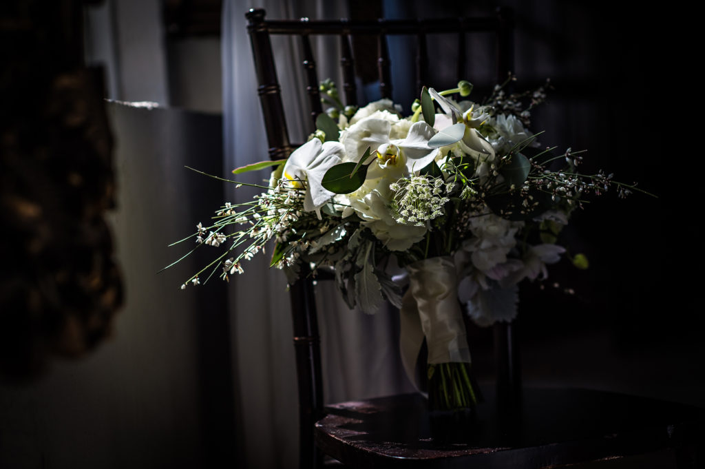 white bride bouquet at Jacksonville wedding