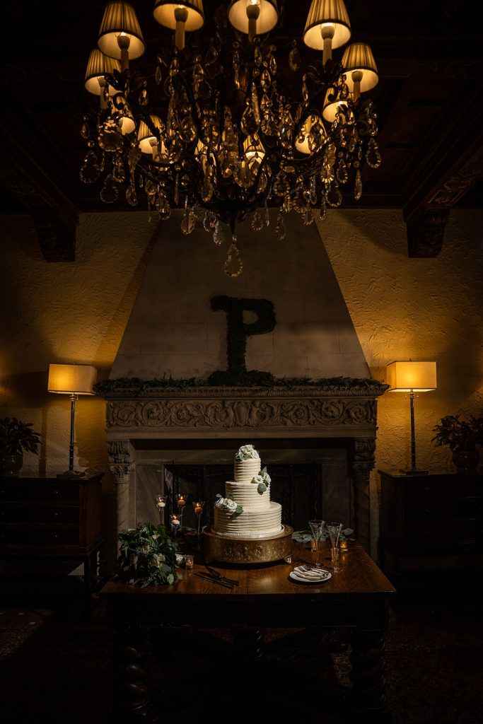Wedding cake at Epping Forest Yacht Club in Jacksonville